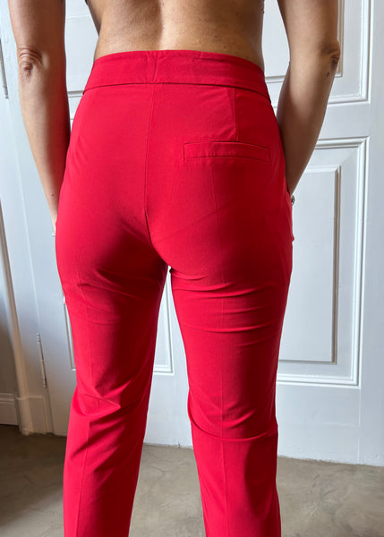 Pantaloni a sigaretta